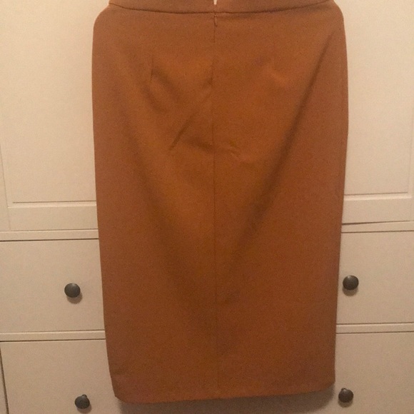 Pencil skirt - Picture 2 of 2